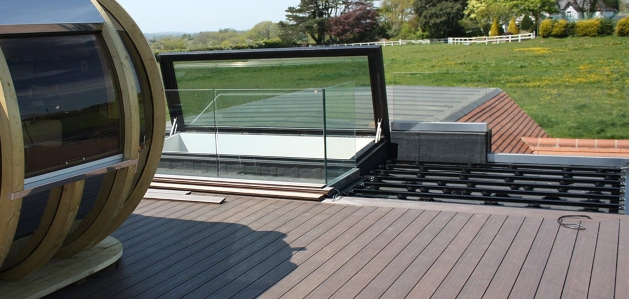 1440_1440px-mahogany-composite-scaled-aspect-ratio-2000-950