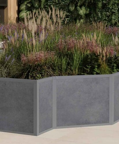 Eiger Porcelain Planter System Nero finish