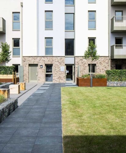 Linear Panel Balustrade System